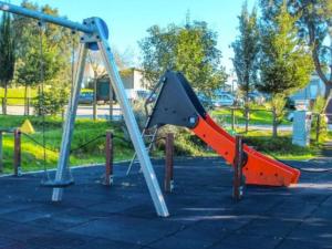 Bungalow de charme avec terrasse - 5 pers, 2 chambres, espace jardin - API-1-52-1838