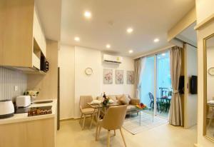 City Garden Lagoon Pool Apartments with Balcony Pattaya