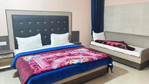 Krishna Holiday Guest House