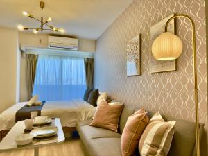 2 to Namba - 7th floor w Elevator Free Bikes