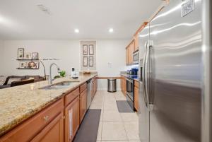 Cozy Home Luxury 04 Bedrooms At Storey Lake