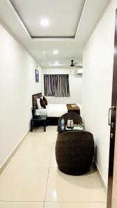 Innzoy Comforts - HITEC City