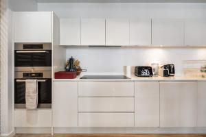 AC Fresh! Super-king 3bd 2bth Luxury Pad Nr Palace
