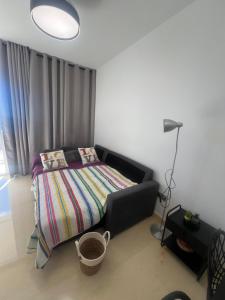 Coblanca 41-Gimnasio-Piscina climatizada-Sauna-Jacuzzi-3 minutos a pie de playa