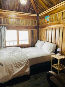 Ta Phin Homestay