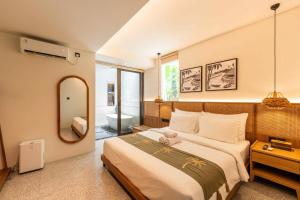 Pasisi 15 - 4BR Modern Gem with Private Pool, Canggu