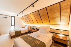 Pasisi 15 - 4BR Modern Gem with Private Pool, Canggu