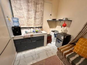 Serena Road Studio by Agnes