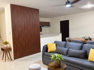 Casa completa para 6 personas, Cuenta con 2 habitaciones y cuenta con sofá cama en la sala