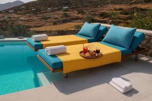 Dream Villas Paros 1 ολόκληρος χώρος με πισίνα