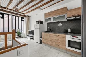Parisian Nest I Stone Walls & Authentic Charm