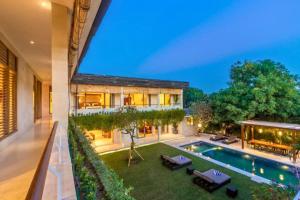 Kalyca Stunning 5 BR Private Pool Villa