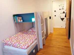 Lovely Art-Deco Apartment