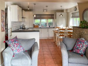 Mimosa - Uk51224