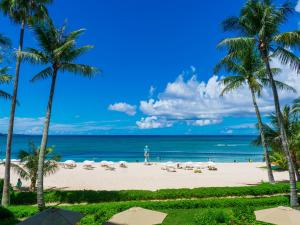 The Moon Beach Museum Resort