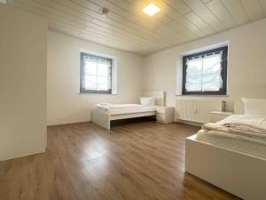 WEN111 große Monteurwohnung