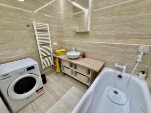 Luxury Urban Retreat, Terrace & View