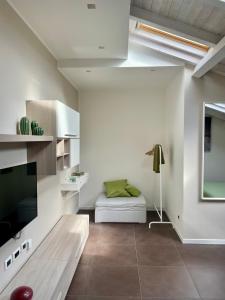 Tina Home