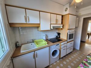 Appartement à 150 M de la plage, lave linge, Wi Fi ...