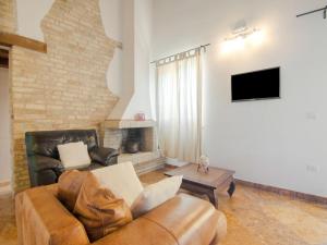 Charming apartment in Ascoli Piceno near village