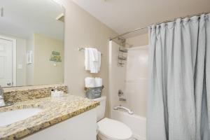 Tradewinds 706