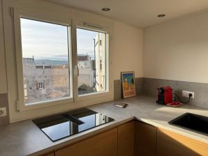 2 pièces climatisé en duplex avec terrasse