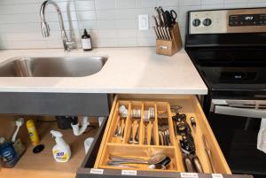 Cozysuites l Gorgeous 1BR in Downtown Cincinnati