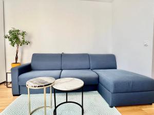 Business Studio Design avec Rooftop I Metro L13-14