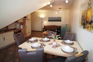 Fewo 06 Mantelmöwemit Blick auf Salzhaff und Ostsee