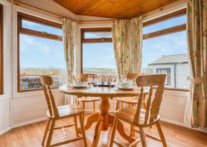 Meadow Lakes Holiday Park