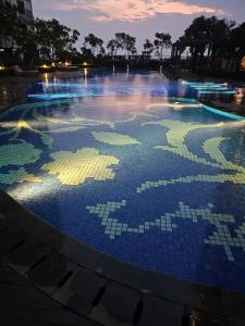 Green Sedayu Apartment Suite Garden View by Ellison