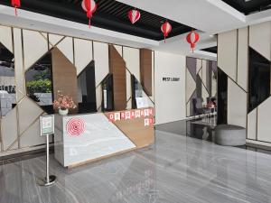 Green Sedayu Apartment Suite Garden View by Ellison