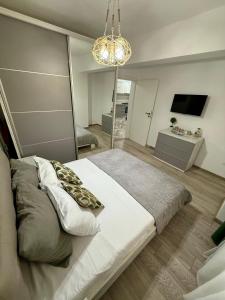 TAYA - Moon Residence Mamaia