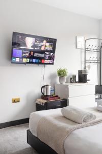 Modern En-suite Double - Queens Park