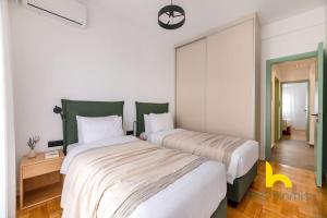 Spacious Family APT W Sunny Balcony & Whirlpool!