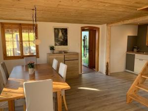 Chalet Felsli - View Mountain Panorama at camping Wang