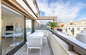 64 ANTIBES - Stunning 1-bedroom with terrace at Gray dAlbion
