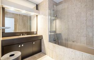 64 ANTIBES - Stunning 1-bedroom with terrace at Gray dAlbion