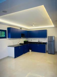 Greek House By Housiify