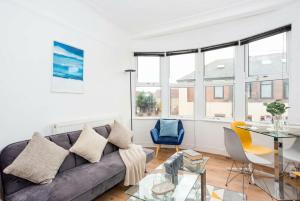 Modern 3 Bedroom Home with Parking in Southend