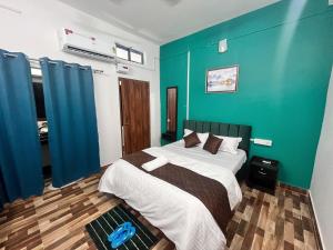 Eriyn Stay, Near Guwahati Raiway Station