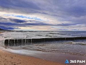 365PAM - Wiatrem i Piaskiem - 6-osobowy apartament z garażem i klimatyzacją PRZY MORZU