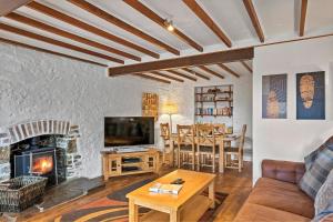 Finest Retreats - The Old School House