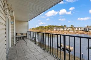Stunning Waterway Views - Pool, Dock & Boat Launch