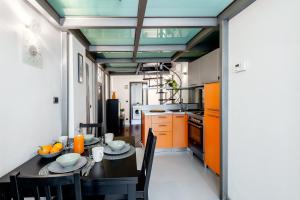 StayEasy Lodi82 - Modern Loft Metro M3 Brenta