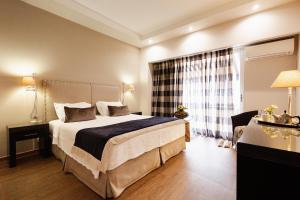 Best Western Plus Embassy Hotel