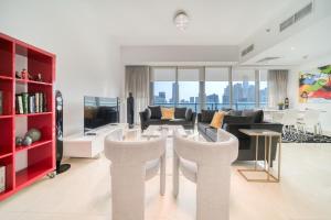 Silverene Tower A, Dubai Marina - Mint Stay