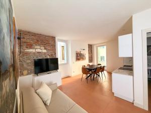 San Matteo House Montecchi