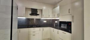 3 Bedroom River view apartment in Aluva, near Cochin Airport