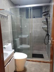 EPIC STAYS ENZI HEIGHTs